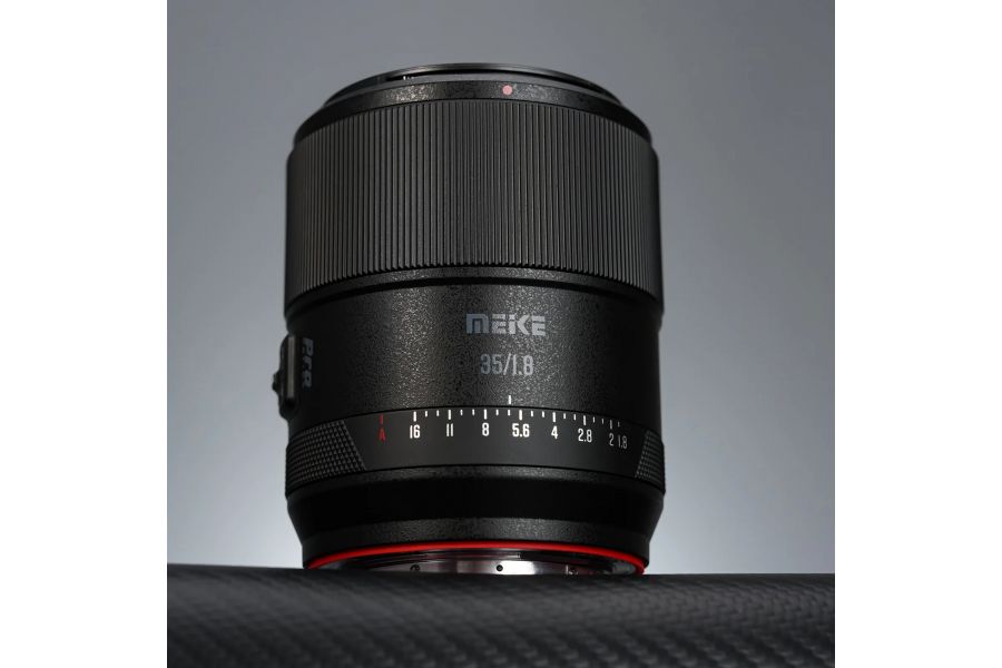 Объектив Meike 35mm AF F1.8 PRO STM Sony E