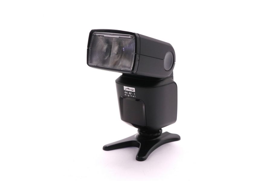 Фотовспышка Metz Mecablitz 44 AF-1 for Nikon в упаковке 
