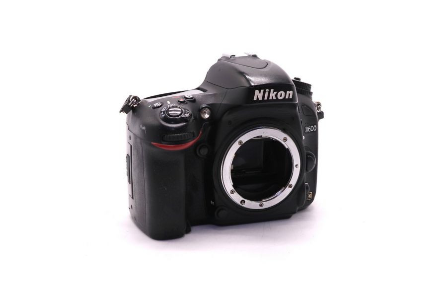 Фотокамера Nikon D600 body (пробег 506605 кадров)