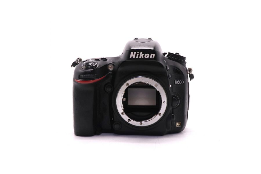 Фотокамера Nikon D600 body (пробег 506605 кадров)