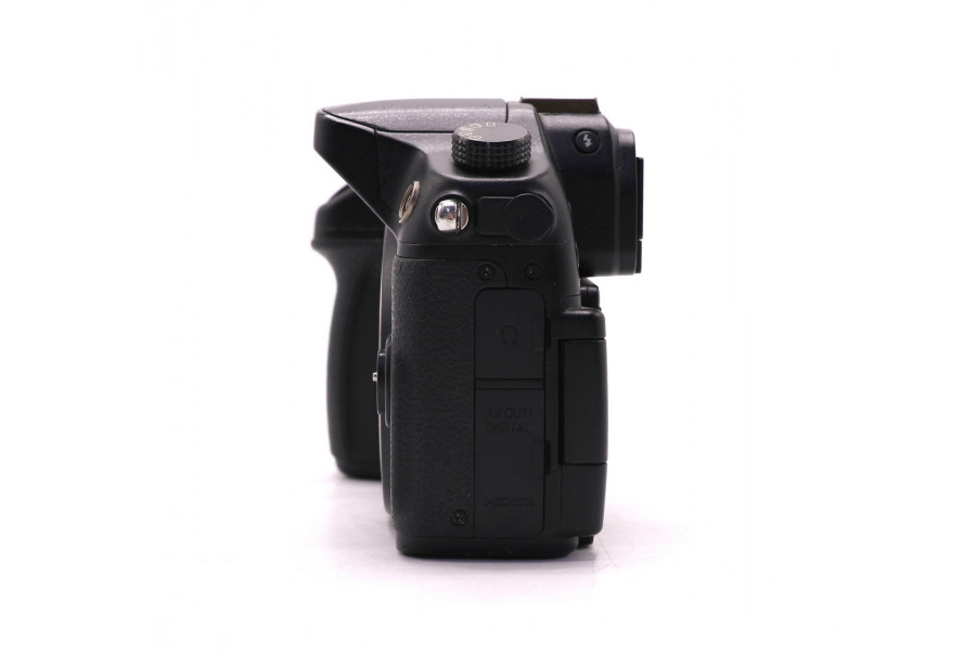 Panasonic Lumix DMC-GH4 body (пробег 4300 кадров)