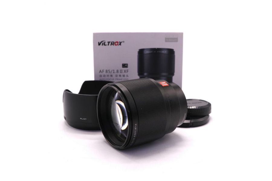 Объектив Viltrox AF 85mm f/1.8 II XF (для Fujifilm X) в упаковке