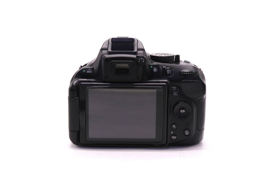 Фотокамера Nikon D5200 kit (пробег 16500 кадров)