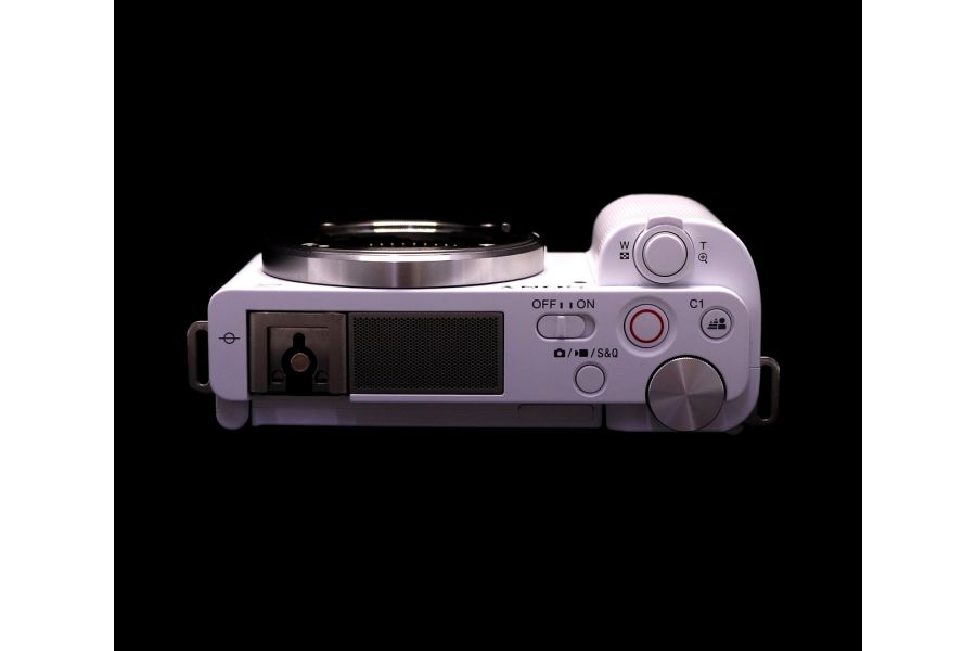 Фотокамера компактная Sony ZV-E10 body (пробег 1580 кадров)