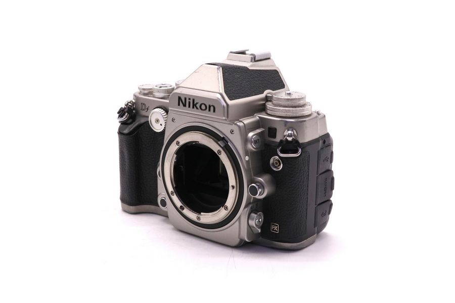 Nikon Df body box (пробег 269830 кадров)