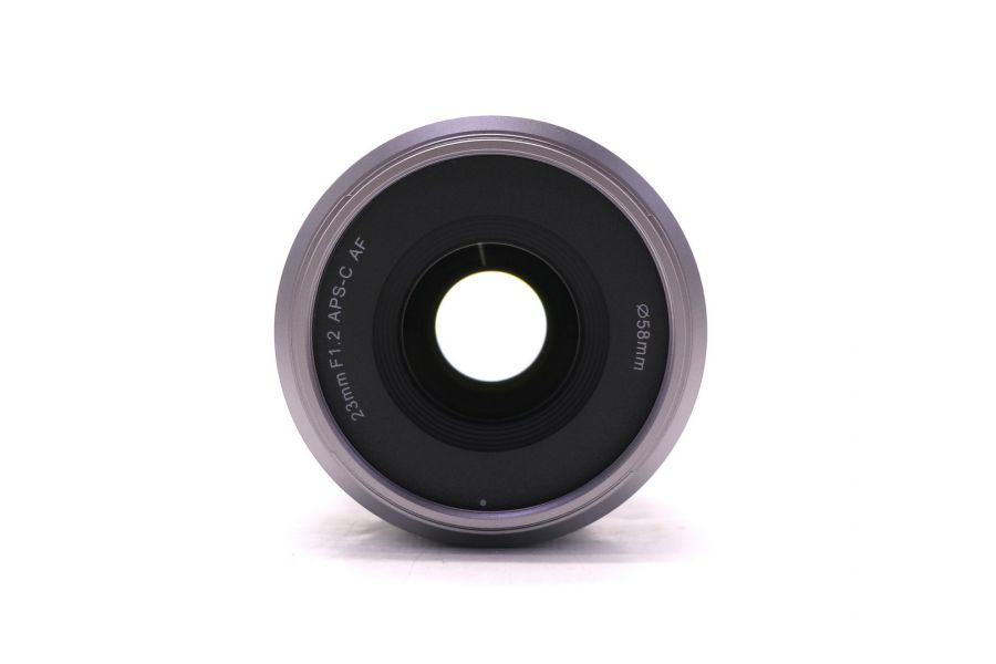 Sirui Sniper 23mm f/1.2 AF APS-C Sony E в коробке