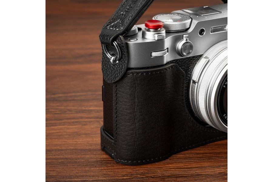 Кожаный чехол SmallRig 4700 для FUJIFILM X100VI