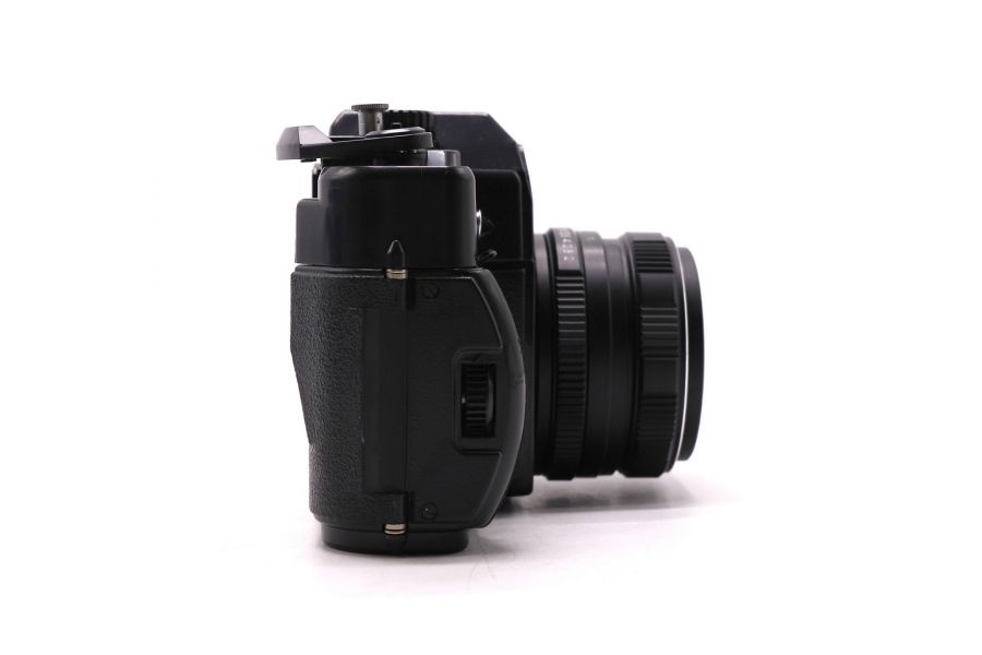 Фотокамера Зенит 122 + Гелиос-44М-7 МС 2/58мм 