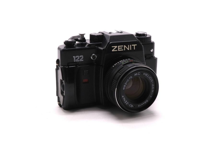 Фотокамера Зенит 122 + Гелиос-44М-7 МС 2/58мм 