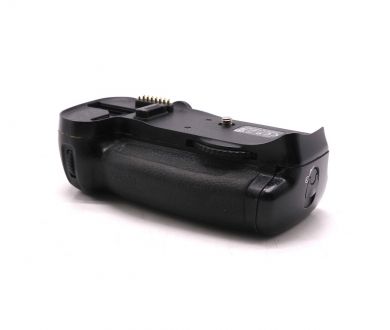 Батарейная ручка Nikon MB-D10 (Thailand, 2016)