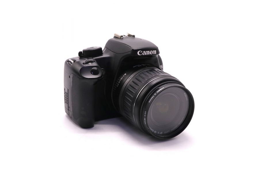 Canon EOS 1000D kit (пробег 16460 кадров)