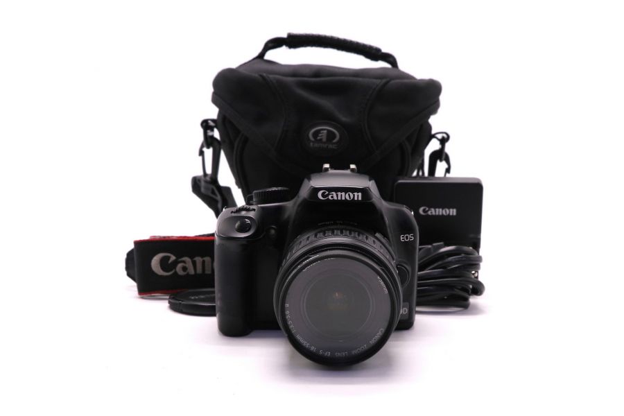 Canon EOS 1000D kit (пробег 16460 кадров)
