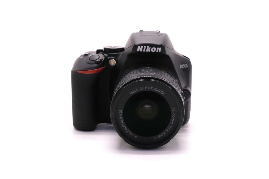 Nikon D3500 kit в упаковке (пробег 15 кадров)