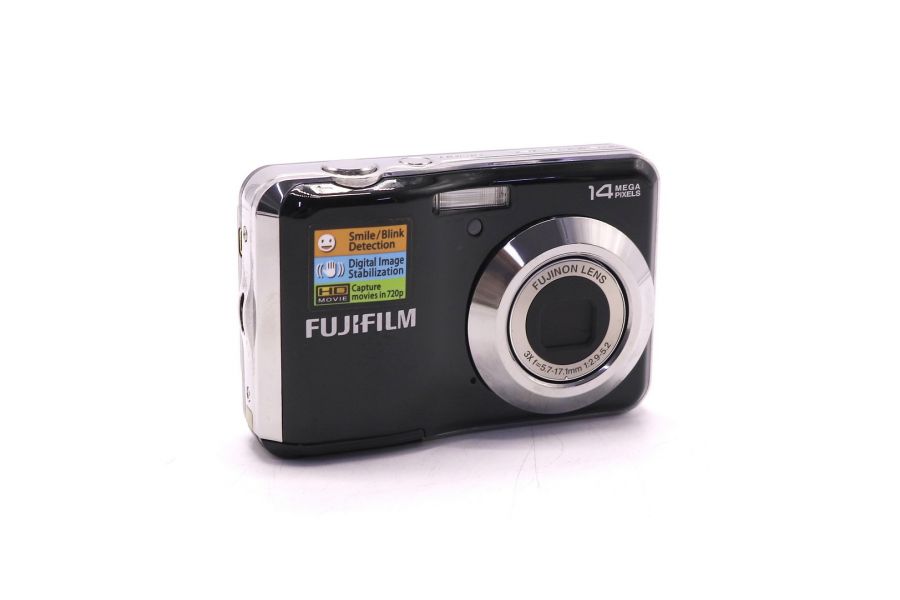 Цифровая камера Fujifilm FinePix AV200 в упаковке