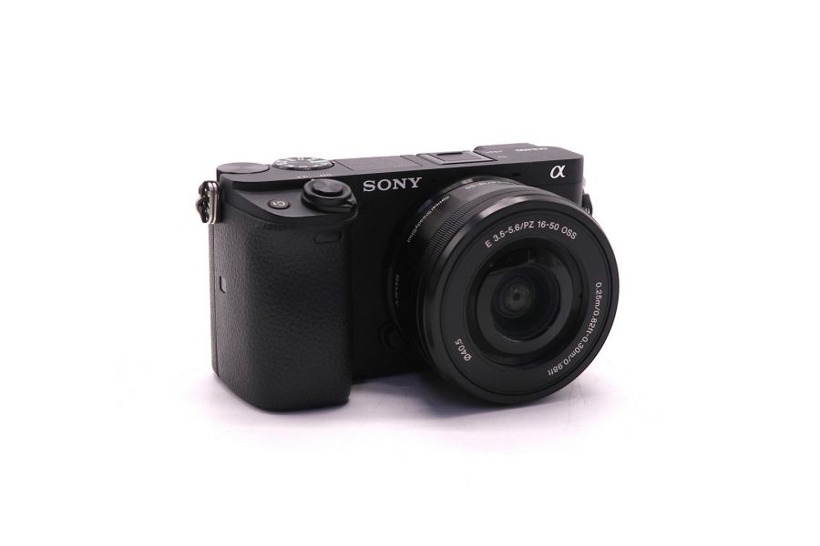Фотокамера Sony A6400 kit (пробег 8235 кадров)