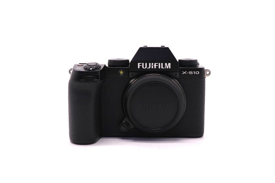 Фотокамера Fujifilm X-S10 body (пробег 5040 кадров)