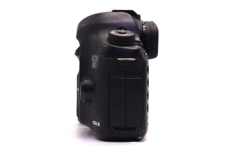 Камера Canon EOS 5D Mark III body (пробег 67700 кадров)