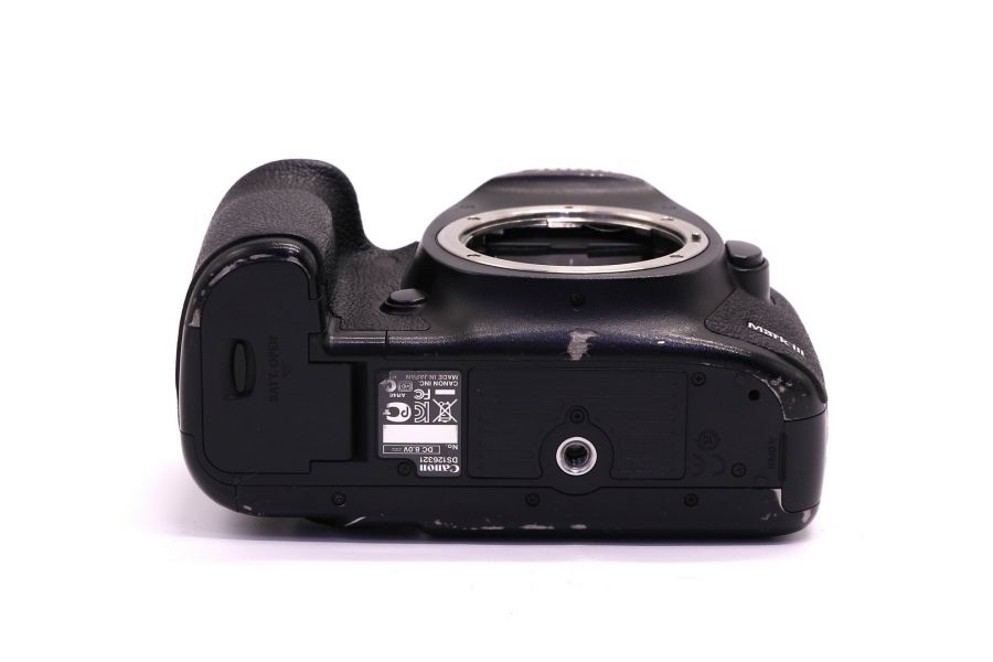 Камера Canon EOS 5D Mark III body (пробег 67700 кадров)