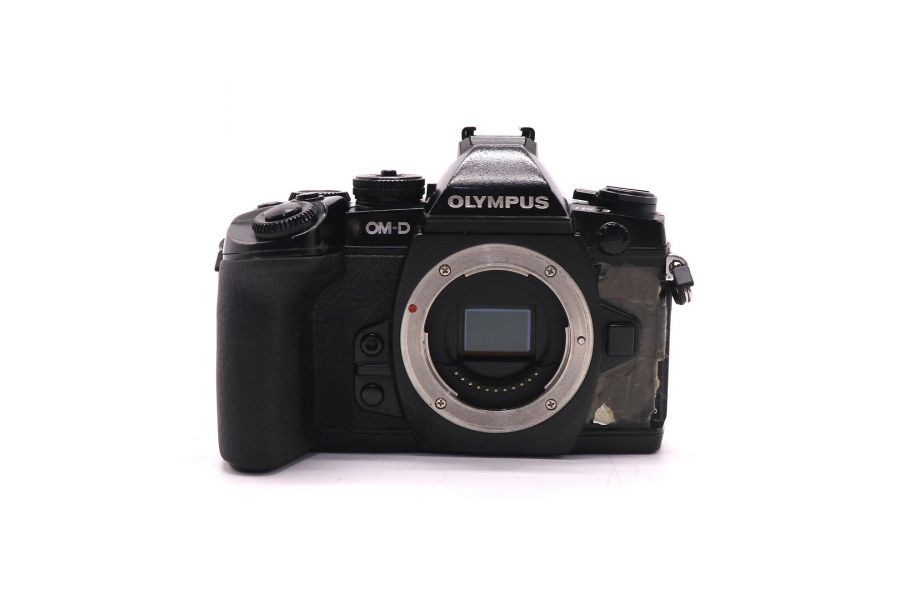Olympus OM-D E-M1 body (пробег 169130 кадров)