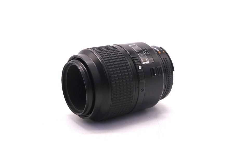 Объектив Nikon 105mm f/2.8 AF Micro Nikkor (2002)