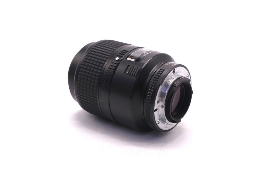 Объектив Nikon 105mm f/2.8 AF Micro Nikkor (2002)