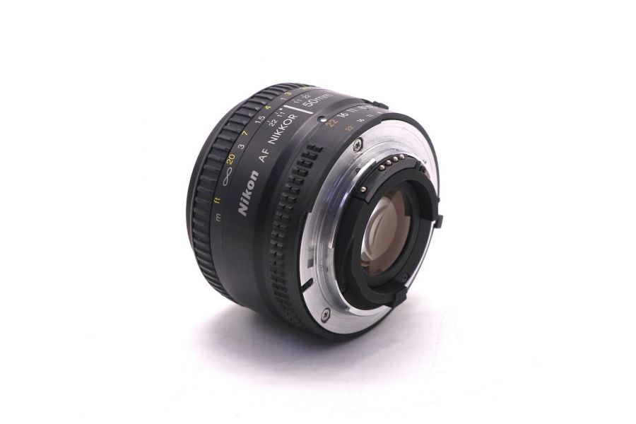 Объектив Nikon 50mm f/1.8D AF Nikkor неисправный