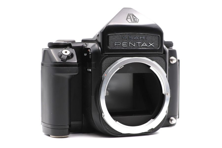 Системный зеркальный фотоаппарат Pentax 67II body