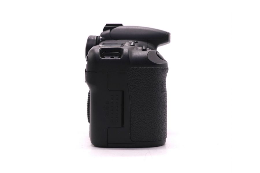 Зеркальная камера Canon EOS 20D body в упаковке