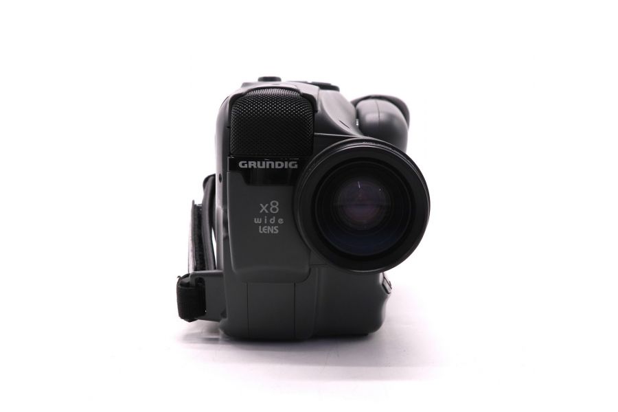 Аналоговая видеокамера Grundig LC310C (Japan)