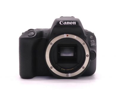 Камера Canon EOS 200D body в упаковке (пробеге 300 кадров)