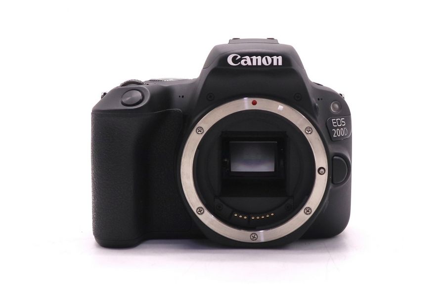 Canon EOS 200D body в упаковке (пробеге 985 кадров)