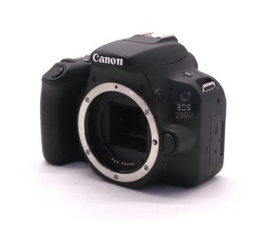Камера Canon EOS 200D body в упаковке (пробеге 300 кадров)