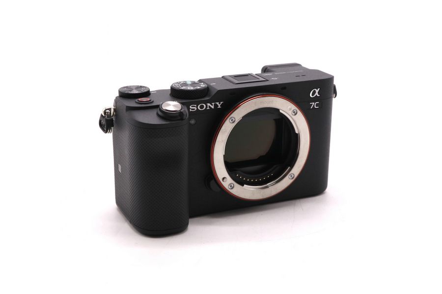 Фоткоамера Sony Alpha ILCE-7C body (пробег 260 кадров)