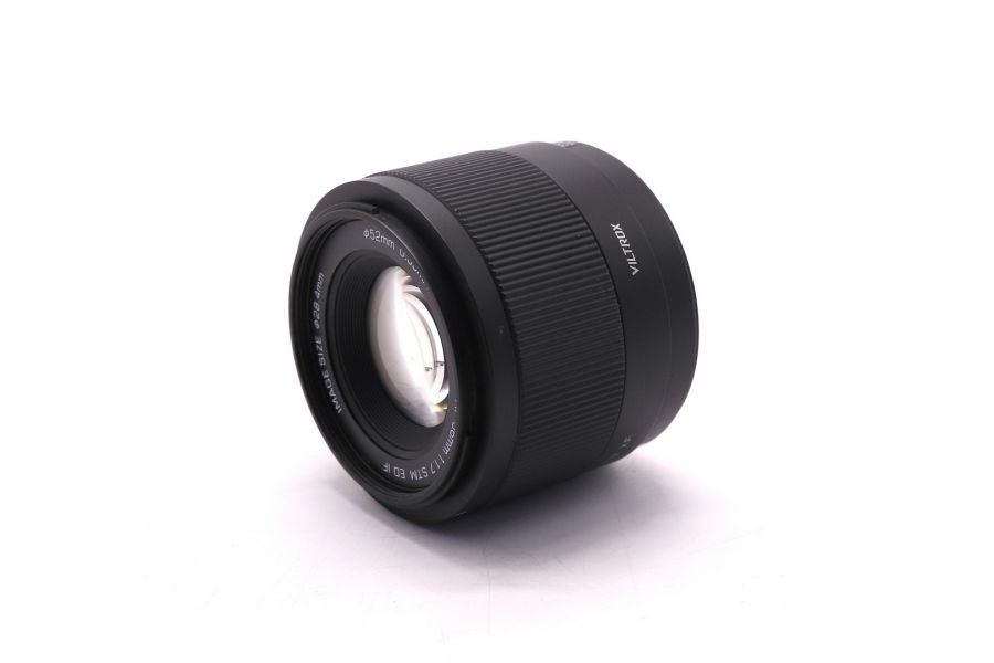 Объектив Viltrox 56mm AF F1.7 для Fujifilm FX в упаковке