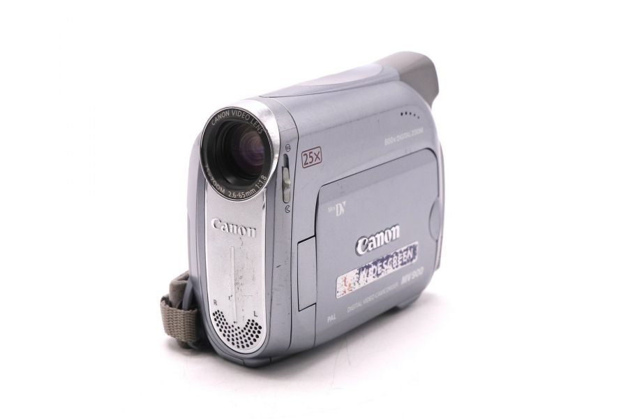 Компактная видеокамера Canon MV900 в упаковке