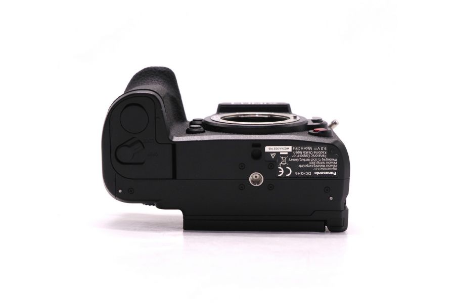 Panasonic Lumix GH6 body (пробег 3730 кадров)