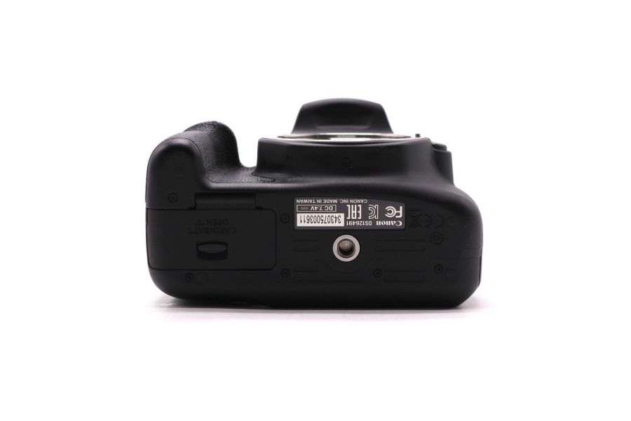 Canon EOS 1200D body (пробег 2800 кадров)