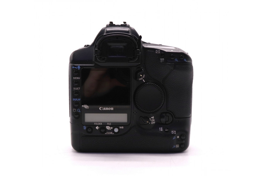 Canon EOS 1D Mark II N body (пробег 146400 кадров)
