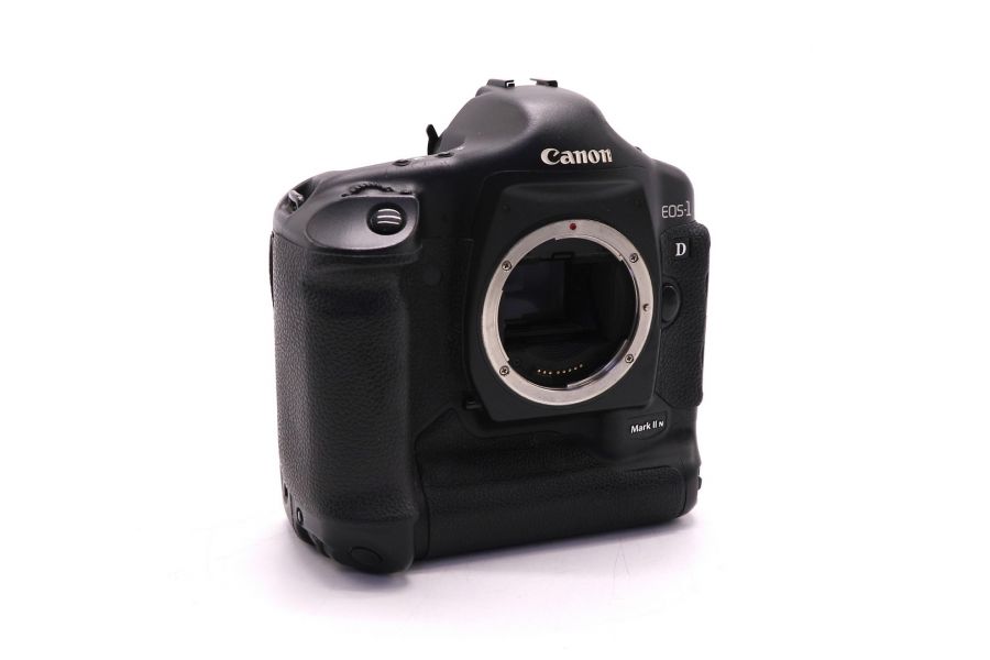 Canon EOS 1D Mark II N body (пробег 146400 кадров)