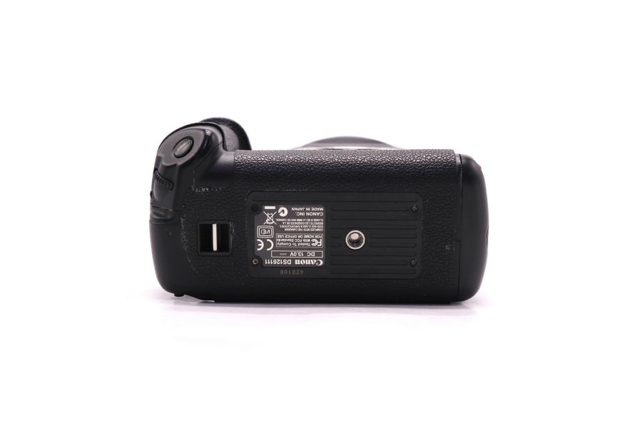 Canon EOS 1D Mark II N body (пробег 146400 кадров)