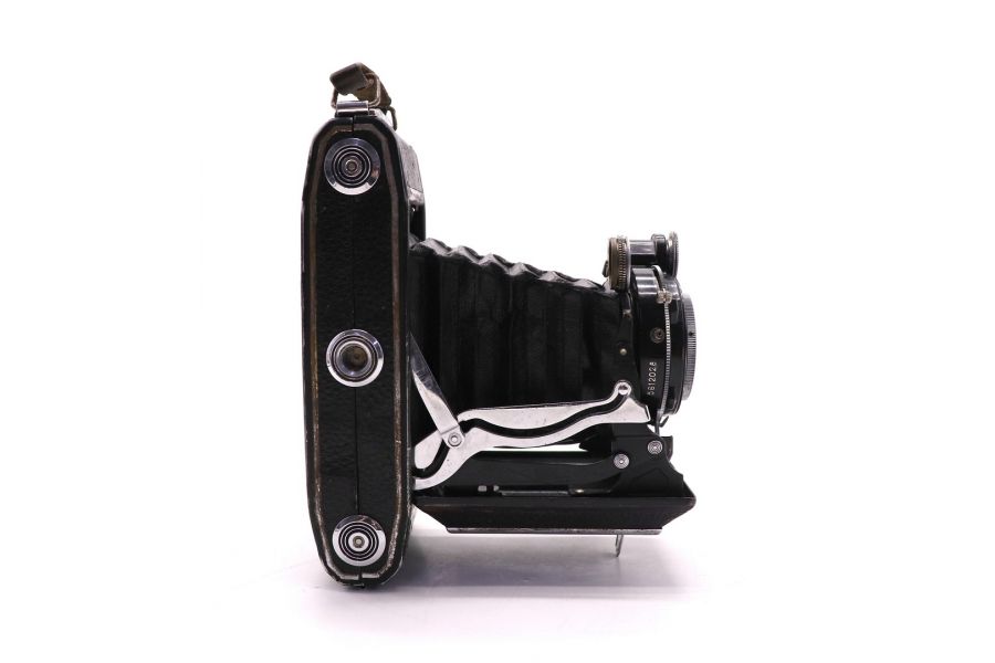 Москва 4 советская среднеформатная клапп-камера (1956)