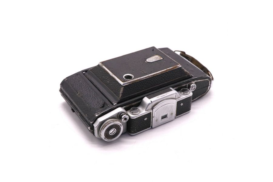 Москва 4 советская среднеформатная клапп-камера (1956)