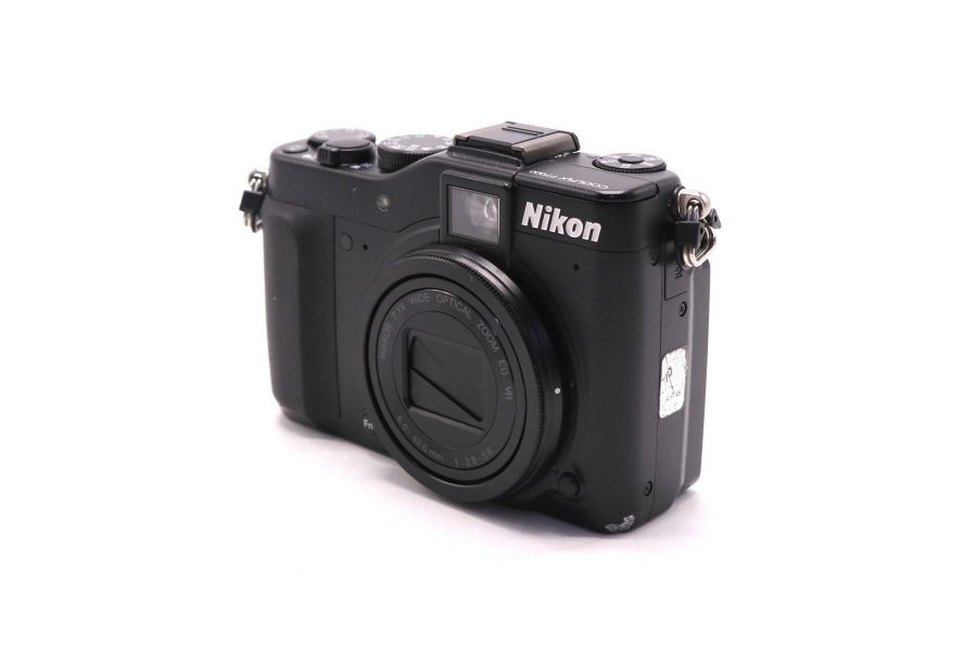 Фотокамера компактная Nikon Coolpix P7000