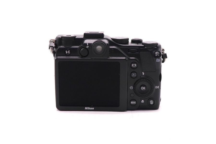 Фотокамера компактная Nikon Coolpix P7000