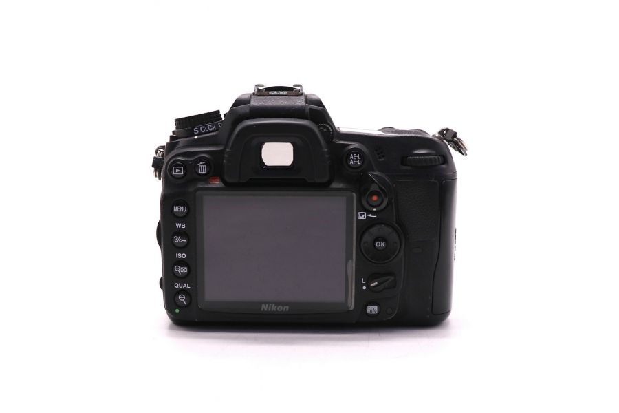 Nikon D7000 body в упаковке (пробег 102700 кадров)