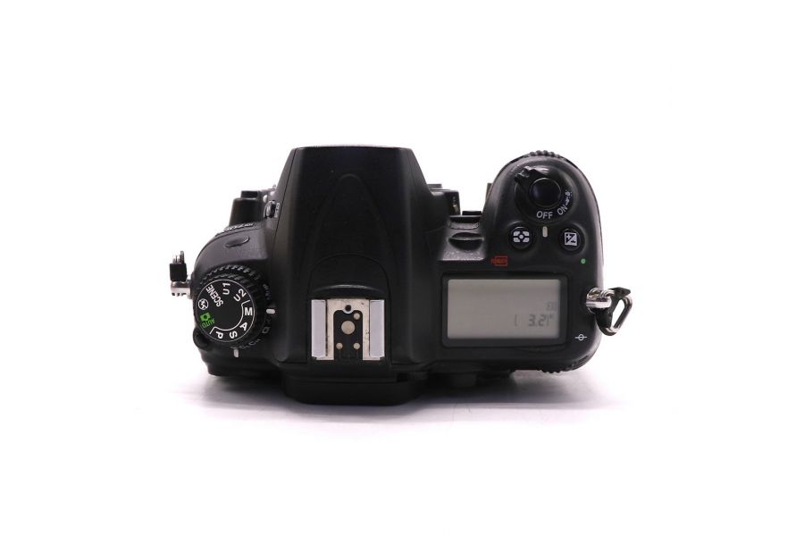 Nikon D7000 body в упаковке (пробег 102700 кадров)