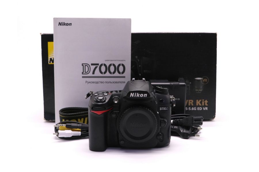 Nikon D7000 body в упаковке (пробег 182140 кадров)