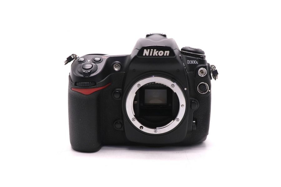 Фотоаппарат Nikon D300s body (пробег 59730 кадров)