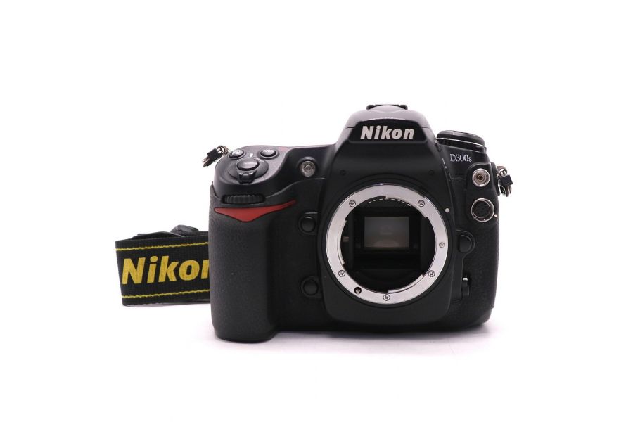 Фотоаппарат Nikon D300s body (пробег 59730 кадров)