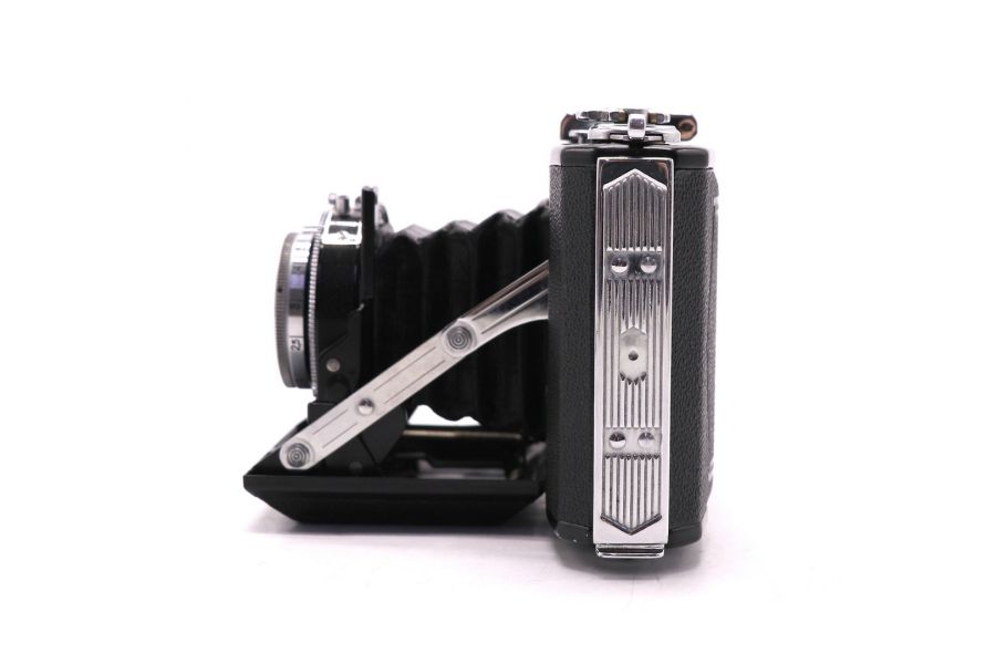 Фотокамера Zeiss Ikon Nettar 515/16 + Tessar 3.5/75mm